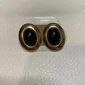 Vintage Gold Tone Oval With Black Stone Women's Post Earrings